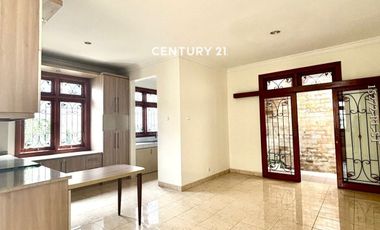 Disewakan Rumah Dikawasan Elite Bintaro Siap Huni