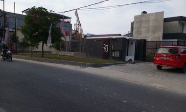 RUMAH DI JUAL 2 LANTAI JL BAKTI DEKAT SOEKARNO HATTA