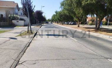 Se arrienda casa en condominio de Buin