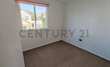 Se arrienda casa en condominio de Buin