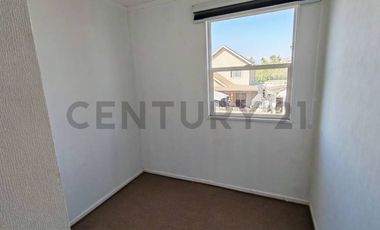 Se arrienda casa en condominio de Buin