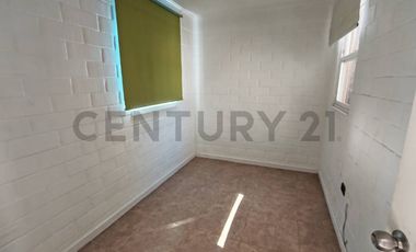 Se arrienda casa en condominio de Buin