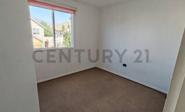 Se arrienda casa en condominio de Buin