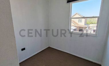 Se arrienda casa en condominio de Buin