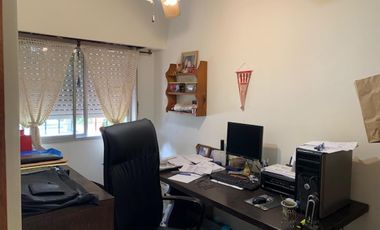 Chalet de 4 amb sobre gran lote