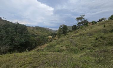 VENTA LOTE VÍA LA CUMBRE EN SANTA INES. Cod V8611