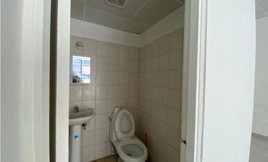 ALQUILER DE LOCAL EN VIA ESPAÑA - PLAZA SAN FERNANDO