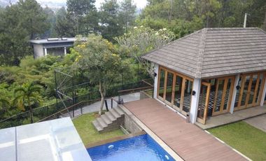 LUXURY VILLA HOUSE @ SETIABUDI dekat Lembang Bandung
