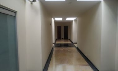 oficina en arriendo en chico. Cod A1400