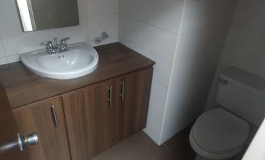 oficina en arriendo en chico. Cod A1400