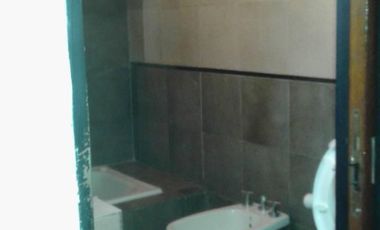 PH DE 3 AMBIENTES CON PATIO EN BANFIELD.