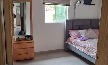 CASA EN VENTA EN CALLE 200, FLORIDABLANCA. Cod V8187