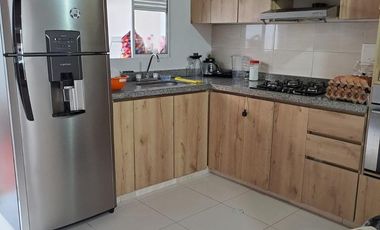 CASA EN VENTA EN CALLE 200, FLORIDABLANCA. Cod V8187