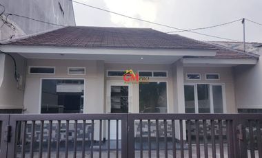 Disewakan Rumah Baru Renov di Turangga Buah Batu Cocok utk Kantor atau Rumah Tinggal