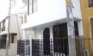 Casa para venta en el norte de cali barrio villas de veracruz esquiner