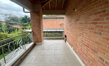 casa en arriendo en loma benedictinos. Cod A776027