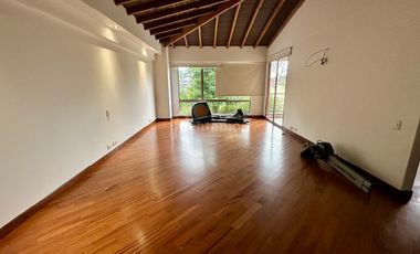 casa en arriendo en loma benedictinos. Cod A776027