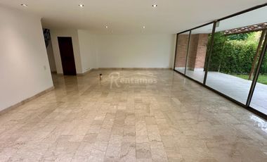casa en arriendo en loma benedictinos. Cod A776027