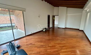 casa en arriendo en loma benedictinos. Cod A776027