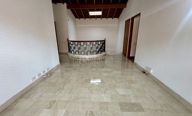 casa en arriendo en loma benedictinos. Cod A776027