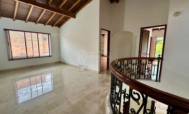 casa en arriendo en loma benedictinos. Cod A776027