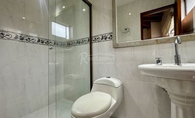 casa en arriendo en loma benedictinos. Cod A776027