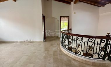 casa en arriendo en loma benedictinos. Cod A776027
