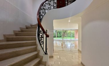 casa en arriendo en loma benedictinos. Cod A776027