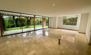 casa en arriendo en loma benedictinos. Cod A776027