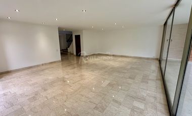 casa en arriendo en loma benedictinos. Cod A776027