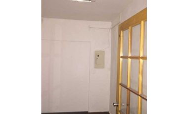 CASA COMERCIAL PARA OFICINA O COMERCIOS EN BETANIA