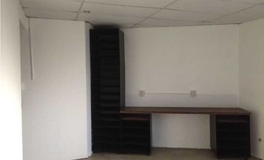 CASA COMERCIAL PARA OFICINA O COMERCIOS EN BETANIA