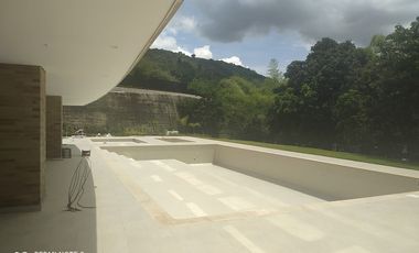 COD 8125 SE ARRIENDA APARTAESTUDIO EN SENIORS HOUSE - VIA PIEDECUESTA