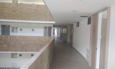 COD 8125 SE ARRIENDA APARTAESTUDIO EN SENIORS HOUSE - VIA PIEDECUESTA