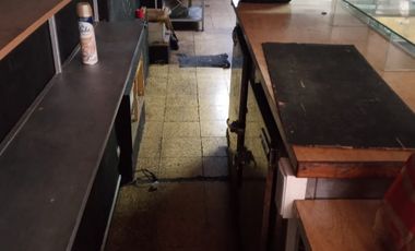 Venta - Local comercial a 200 mts. de Plaza Colón - Lamadrid 2337