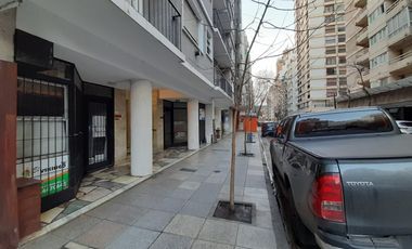 Venta - Local comercial a 200 mts. de Plaza Colón - Lamadrid 2337