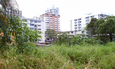 SEA CONFIABLE VENDE TERRENO EN EL CANGREJO ZONIFICACION RM2
