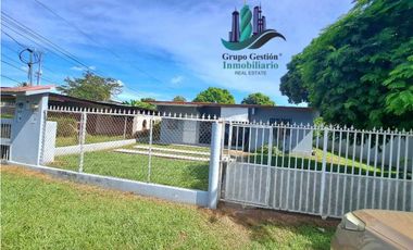 VENDO CASA COMERCIAL VIA QUEREVALO DAVID