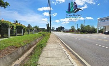 VENDO CASA COMERCIAL VIA QUEREVALO DAVID