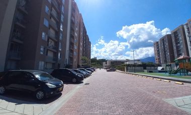 apartamento en arriendo en conjunto residencial terra piso 9. Cod A13829