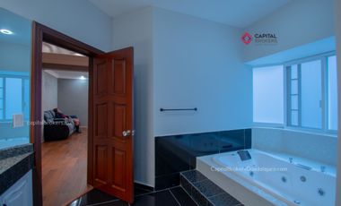 Casa de lujo  en Puerta de Hierro Zapopan Zona andares
