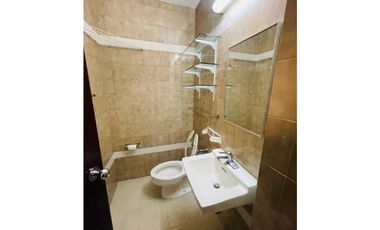 ALQUILER CONSULTORIO EN CENTRO MEDICO PAITILLA