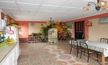 Quinta Hacienda de venta en Bellavista- Turi  – código:11304