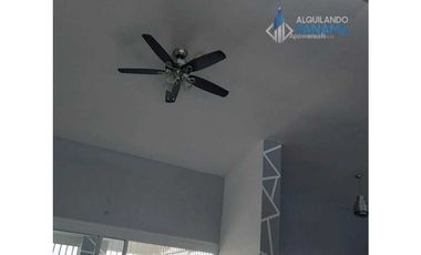 Vendo o alquilo hermosa casa amoblada de moderno diseño mediterráneo