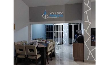 Vendo o alquilo hermosa casa amoblada de moderno diseño mediterráneo