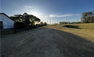 Vendo Casa con Galpón Tinglado en Herrera, Entre Ríos.