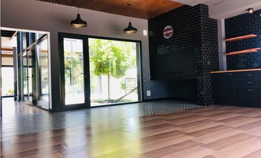 Casa contemporánea a estrenar barrio privado Arenas del Sur