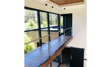 Casa contemporánea a estrenar barrio privado Arenas del Sur