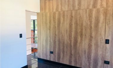 Casa contemporánea a estrenar barrio privado Arenas del Sur