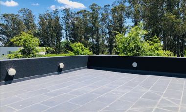 Casa contemporánea a estrenar barrio privado Arenas del Sur